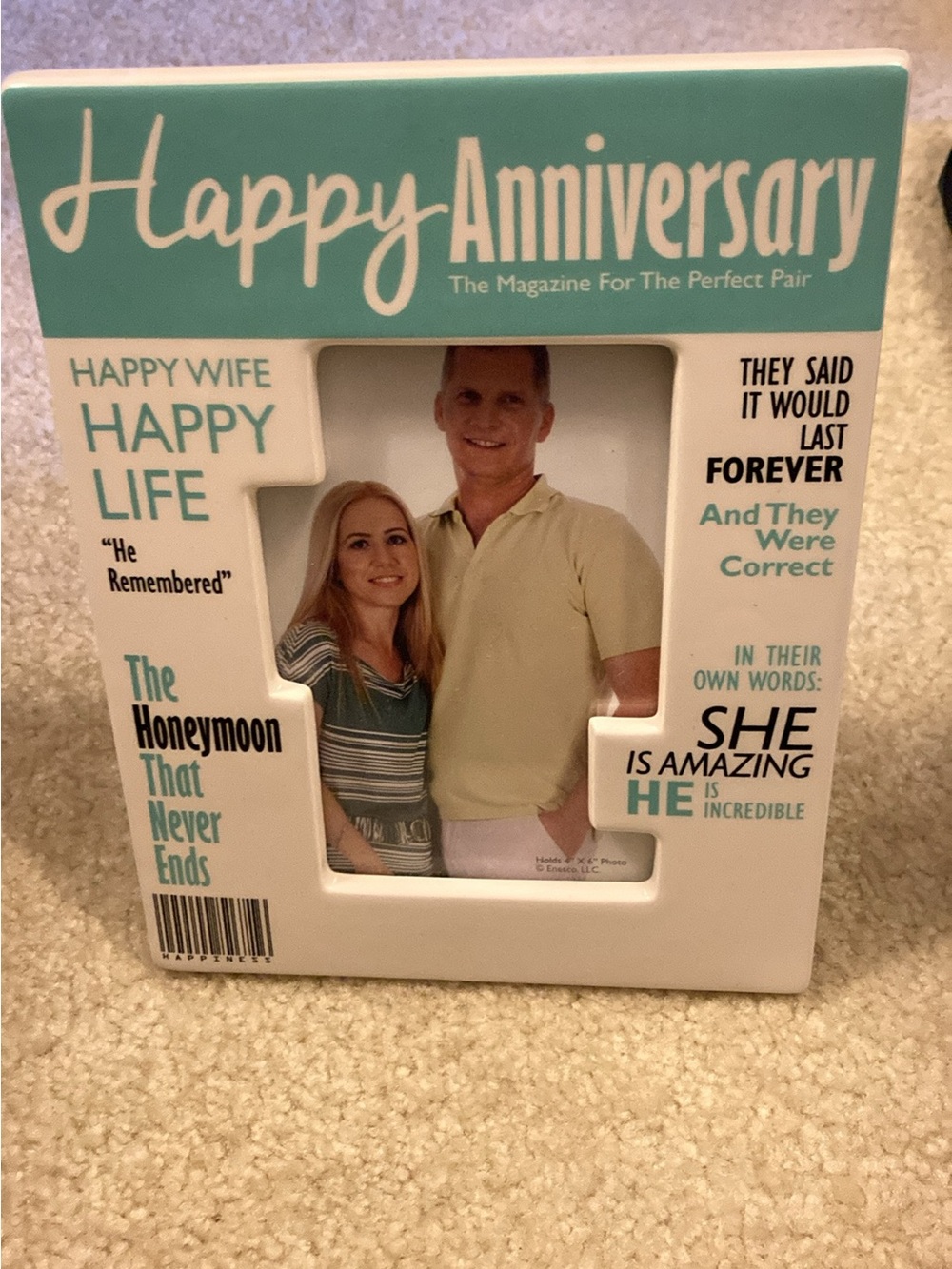 NWT Happy Anniversary Photo Frame